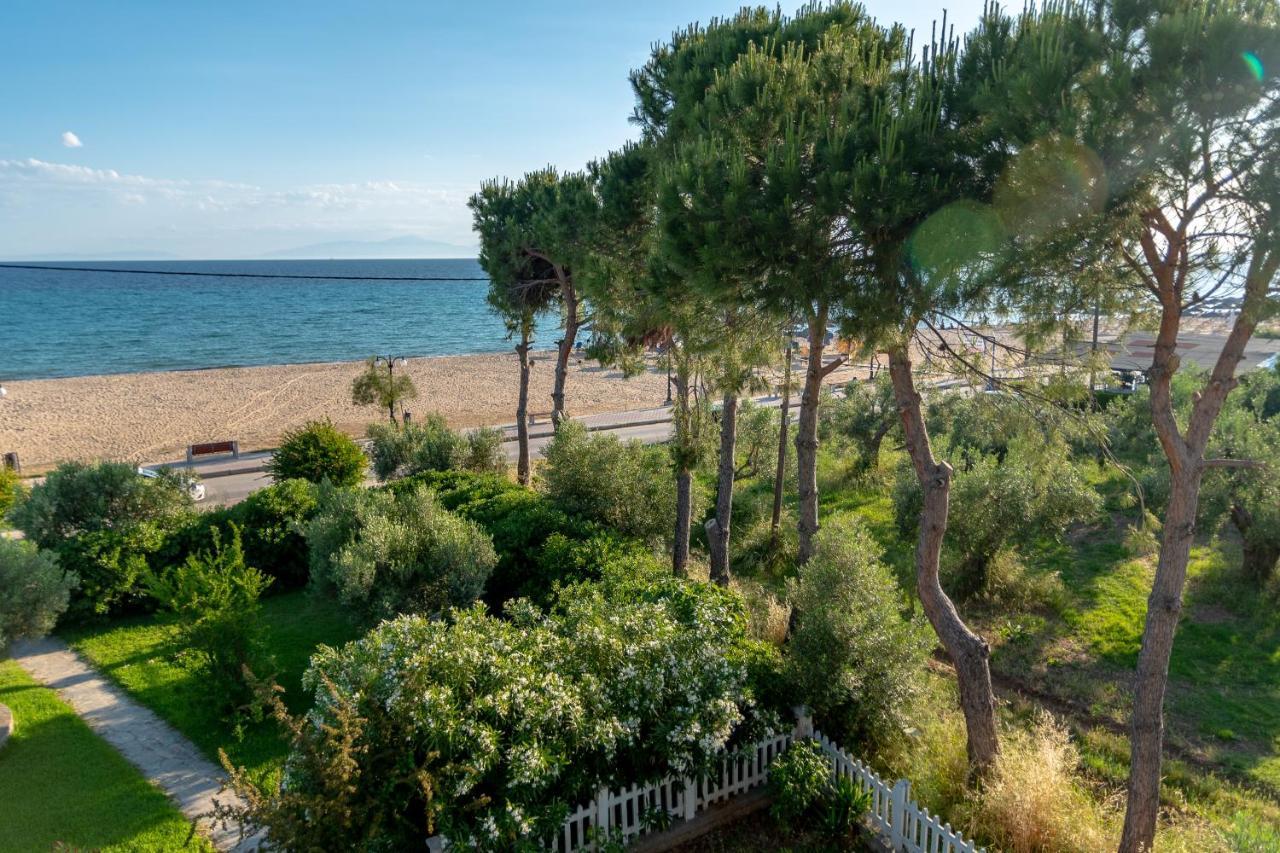 Dimi Seafront Apartment By Rentals Pro Services - Nea Moudania Zewnętrze zdjęcie