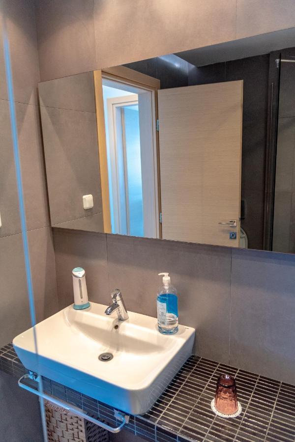 Dimi Seafront Apartment By Rentals Pro Services - Nea Moudania Zewnętrze zdjęcie