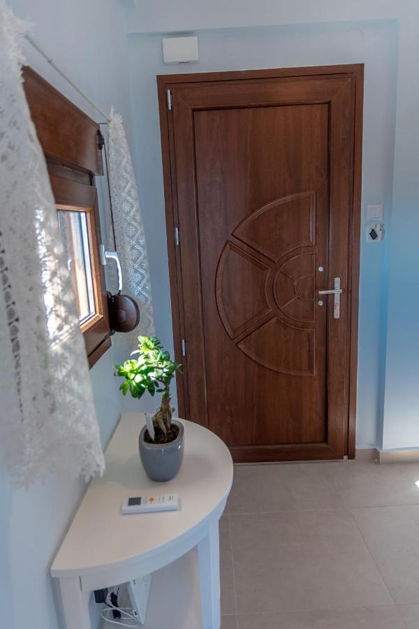 Dimi Seafront Apartment By Rentals Pro Services - Nea Moudania Zewnętrze zdjęcie